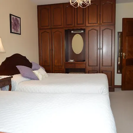 Caseys Homedale Oda ve Kahvaltı